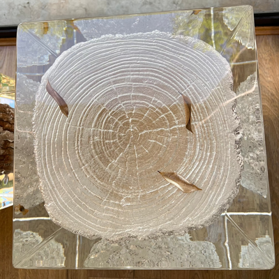 Tabouret en acrylique
